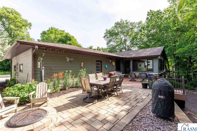137 Maple Park Drive, Mankato, MN 56001