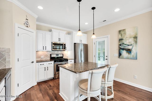 7091 Muskerry Way, Leland, NC 28451