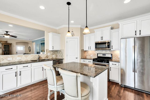 7091 Muskerry Way, Leland, NC 28451