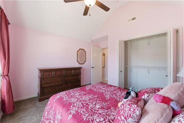 522 Neptune Drive, Raymore, MO 64083