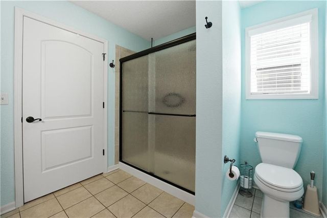 522 Neptune Drive, Raymore, MO 64083