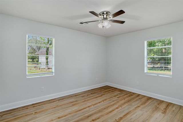 801 Princeton Avenue, Bossier City, LA 71112