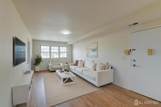 6 College Drive, Edison, NJ 08817