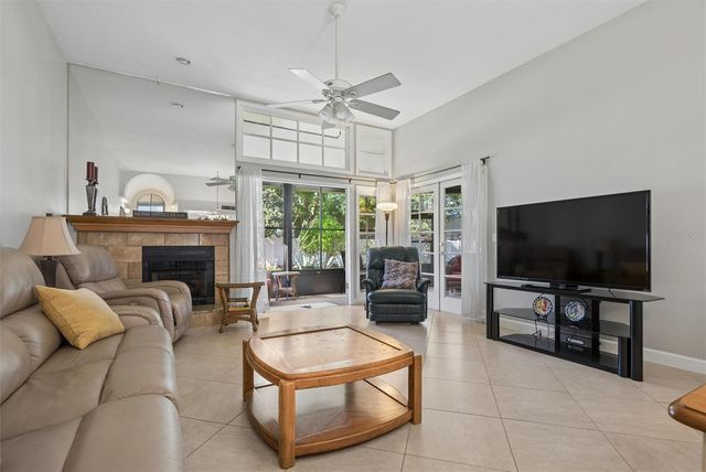 2910 COTTAGE GROVE COURT L4, Orlando, FL 32822
