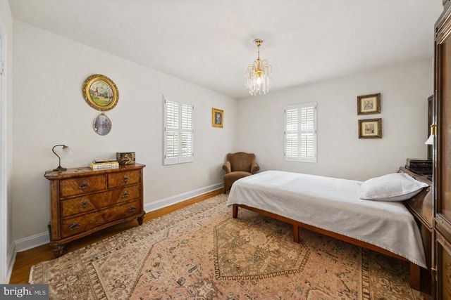 9919 OLD GEORGETOWN RD, Bethesda, MD 20814