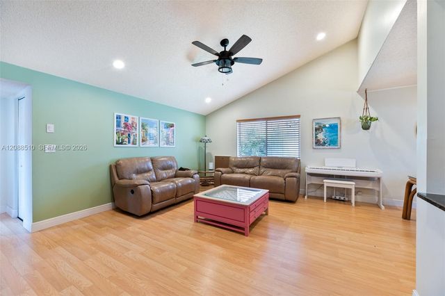 2160 NW 110th Avenue, Sunrise, FL 33322