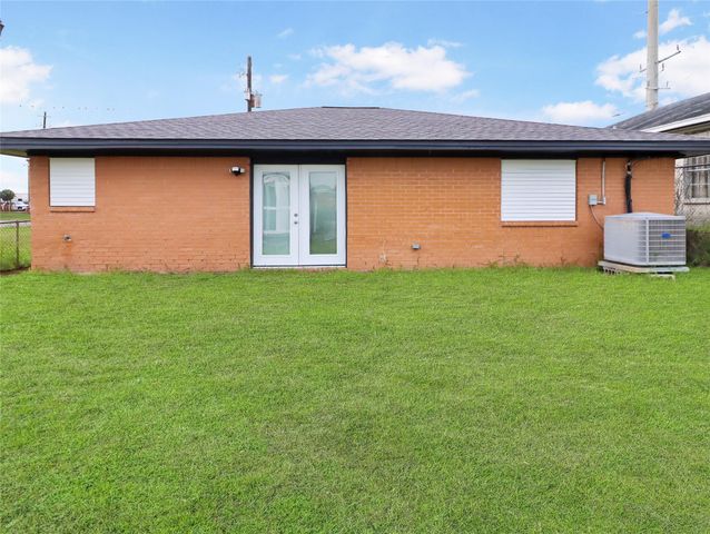 3105 Church Street, Galveston, TX 77550