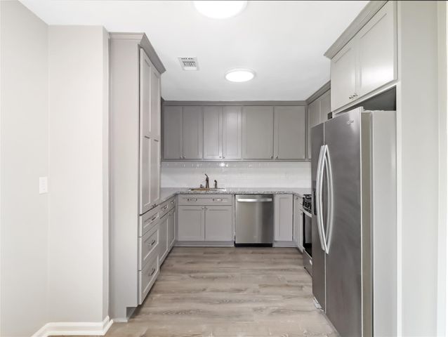 3105 Church Street, Galveston, TX 77550