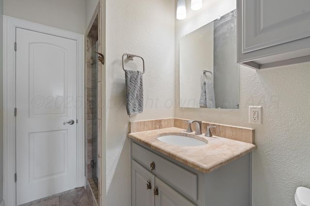 17301 SPRING LAKE Drive, Canyon, TX 79015