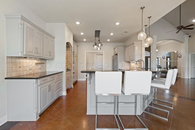 17301 SPRING LAKE Drive, Canyon, TX 79015