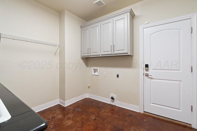 17301 SPRING LAKE Drive, Canyon, TX 79015