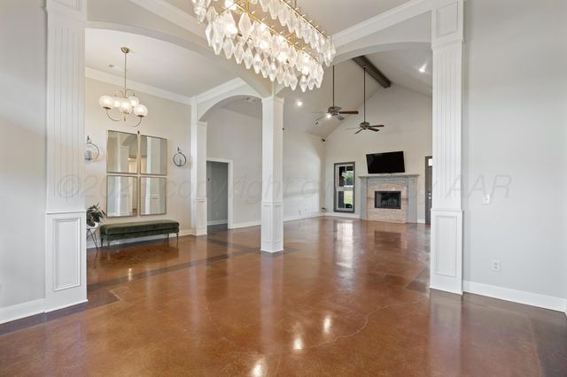 17301 SPRING LAKE Drive, Canyon, TX 79015