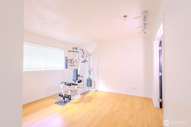 12005 221st Avenue Ct E, Bonney Lake, WA 98391