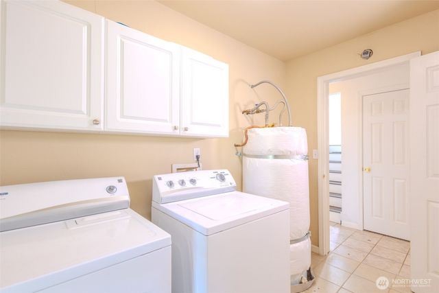 12005 221st Avenue Ct E, Bonney Lake, WA 98391