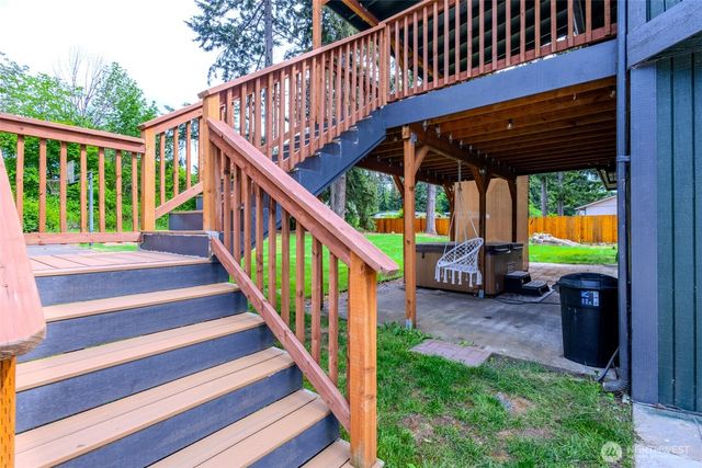 12005 221st Avenue Ct E, Bonney Lake, WA 98391