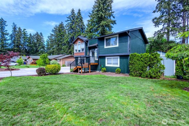 12005 221st Avenue Ct E, Bonney Lake, WA 98391