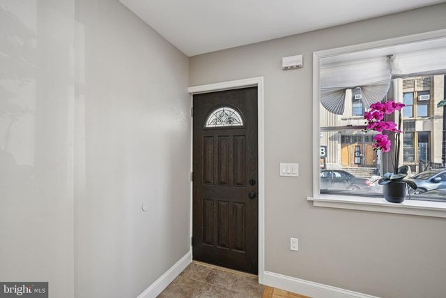 1912 S 9TH ST, Philadelphia, PA 19148