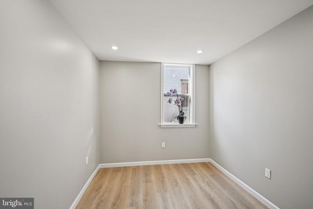 1912 S 9TH ST, Philadelphia, PA 19148