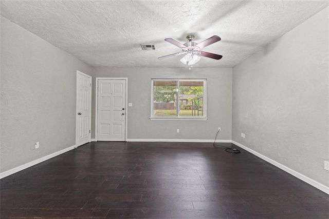141 Bluestem Street, Weatherford, OK 73096