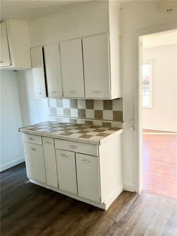 1037 Mountain View Rd, Conyers, GA 30012