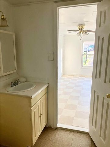 1037 Mountain View Rd, Conyers, GA 30012