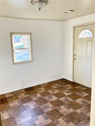 1037 Mountain View Rd, Conyers, GA 30012