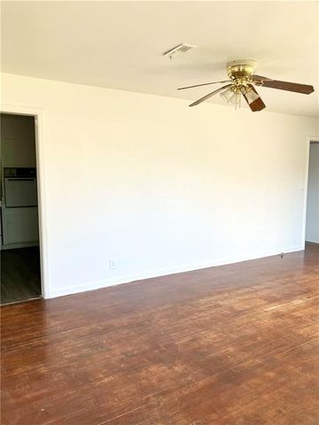 1037 Mountain View Rd, Conyers, GA 30012