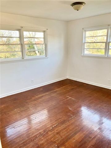 1037 Mountain View Rd, Conyers, GA 30012