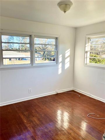 1037 Mountain View Rd, Conyers, GA 30012