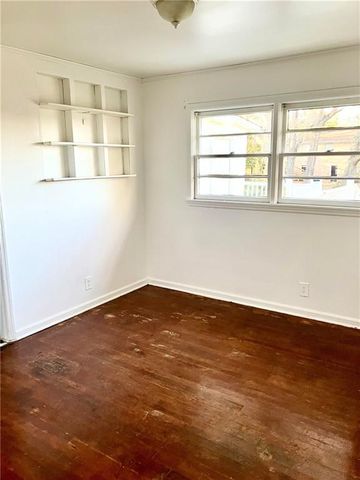 1037 Mountain View Rd, Conyers, GA 30012