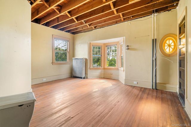 58 Leroy Place, Newburgh, NY 12550