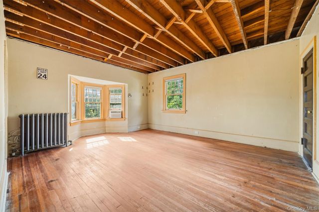 58 Leroy Place, Newburgh, NY 12550