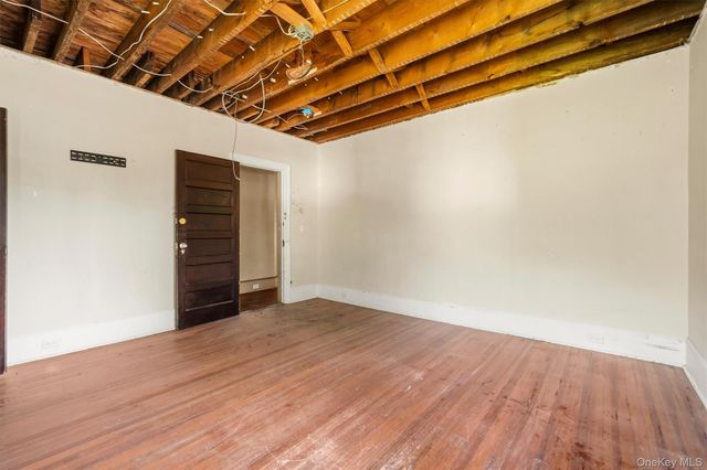 58 Leroy Place, Newburgh, NY 12550