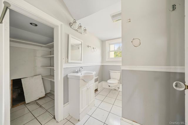58 Leroy Place, Newburgh, NY 12550