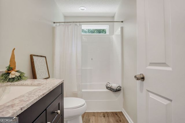 210 Brown Thrush Road, Savannah, GA 31419