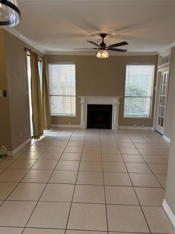 1881 Bering Drive 31, Houston, TX 77057