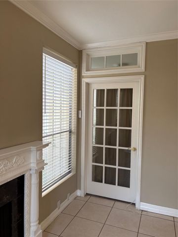 1881 Bering Drive 31, Houston, TX 77057