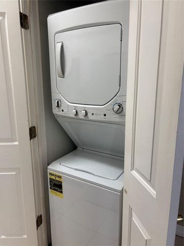 1881 Bering Drive 31, Houston, TX 77057