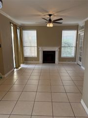 1881 Bering Drive 31, Houston, TX 77057
