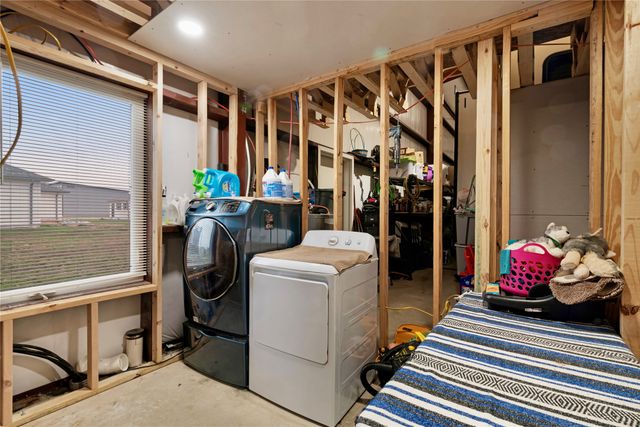 185 PR 34021, Brookston, TX 75421