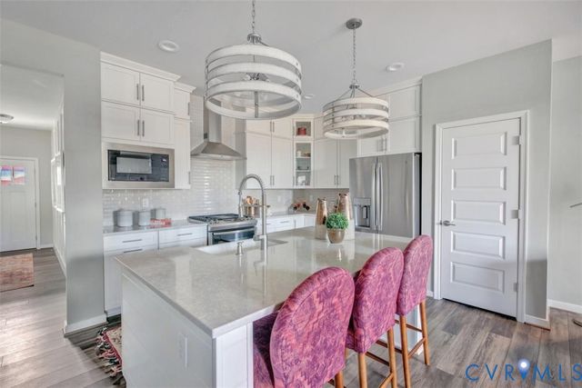 18775 Palisades Rdg, Moseley, VA 23120