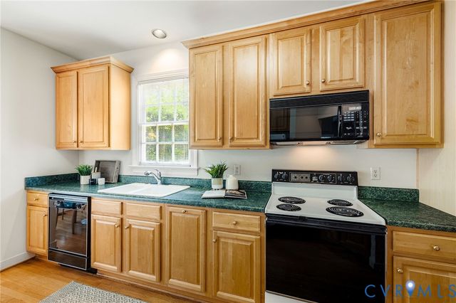 12112 Kershaw Pl, Glen Allen, VA 23059