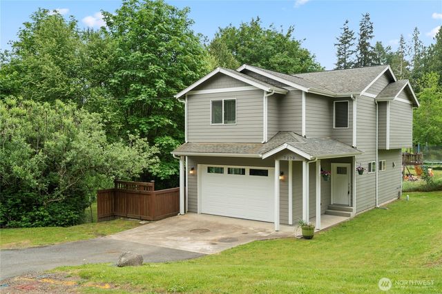 7270 E Grandview Street, Port Orchard, WA 98366