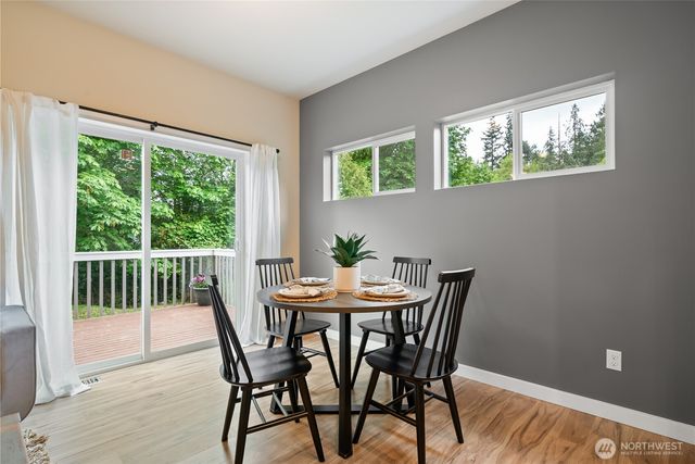 7270 E Grandview Street, Port Orchard, WA 98366