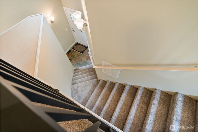 7270 E Grandview Street, Port Orchard, WA 98366