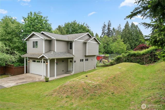 7270 E Grandview Street, Port Orchard, WA 98366