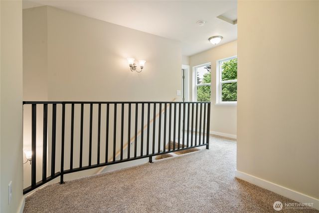 7270 E Grandview Street, Port Orchard, WA 98366