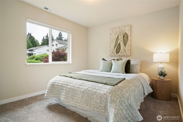 7270 E Grandview Street, Port Orchard, WA 98366