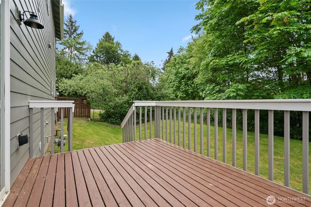 7270 E Grandview Street, Port Orchard, WA 98366