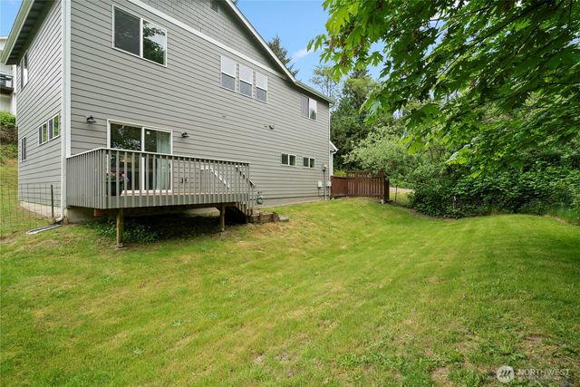 7270 E Grandview Street, Port Orchard, WA 98366